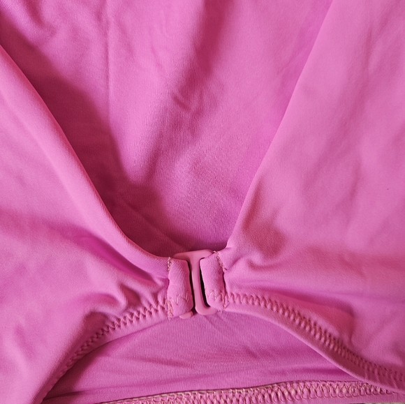 Skims Long Sleeve Swim Top Medium - Picture 5 of 5